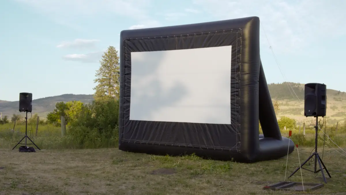 Inflatable Movie Screen and Projector